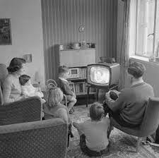 Could families bond around the TV, like they used to? - The Boston Globe Could families bond around the TV, like they used to? - The Boston Globe